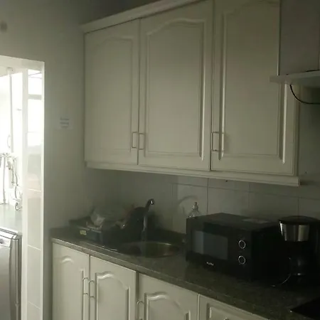 Apartmán With 3 Bedrooms In Canidelo With Wonderful Sea View Balcony And Wifi 2 Km From The Beach *