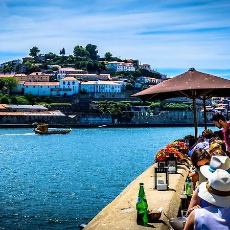 With 3 Bedrooms In Canidelo With Wonderful Sea View Balcony And Wifi 2 Km From The Beach Vila Nova de Gaia