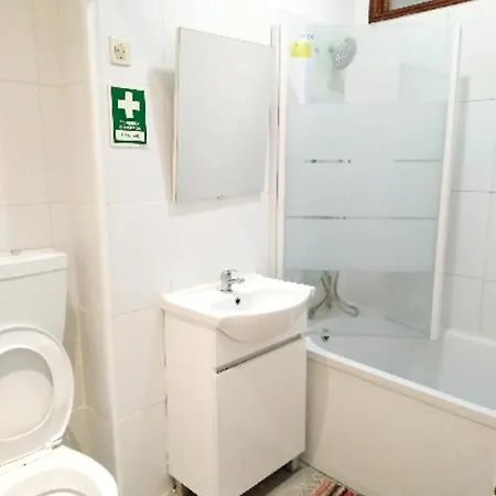 Apartmán With 3 Bedrooms In Canidelo With Wonderful Sea View Balcony And Wifi 2 Km From The Beach *